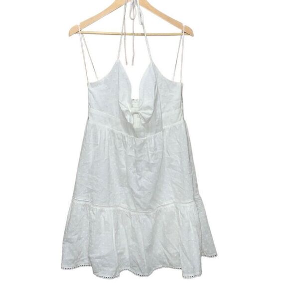 NWT Gianni Bini White Halter Eyelet Dress - Picture 2 of 7